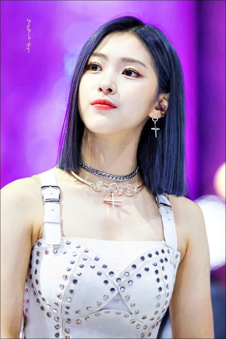 있지 류진 배경화면 너무이쁘다! : 네이버 블로그