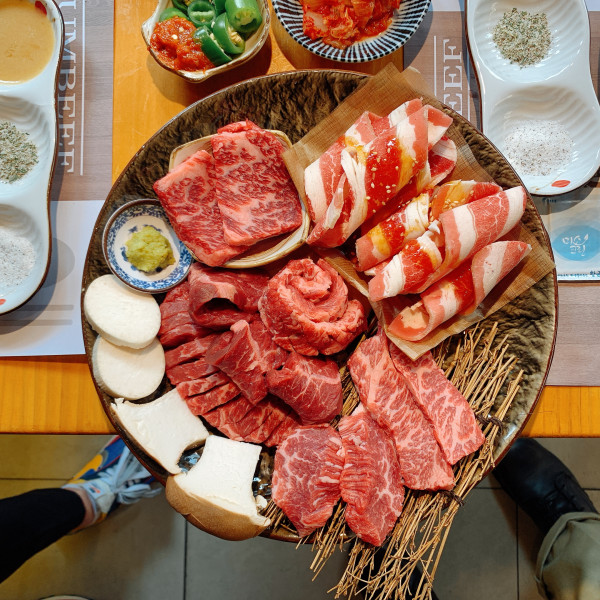 정자동 맛집 으로 가볼만한 곳!! 소고기에소주한잔 정자점 !!