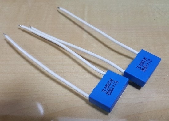 C-R1201 0.1uF+120 ohm 250VAC. RE1201, XE1201. Spark killer. Surge ...