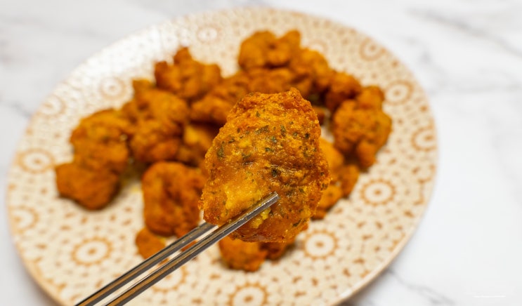  CJ 씨제이 제일제당 고메 순살크리스피 치킨 고추크런치! 매콤하니 맛있어~