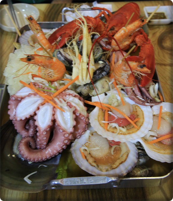  송탄맛집 평택해신탕으로 유명한 바다를 품은 해적선에 퐁당 빠졌으요~!