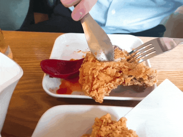성산동 치킨 맛집, 잉치킨 마포구청역점 크리스피 치킨+국물 떡볶이=환상의 조합