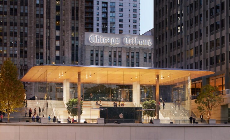  Apple Michigan Avenue / Foster + Partners, 2017