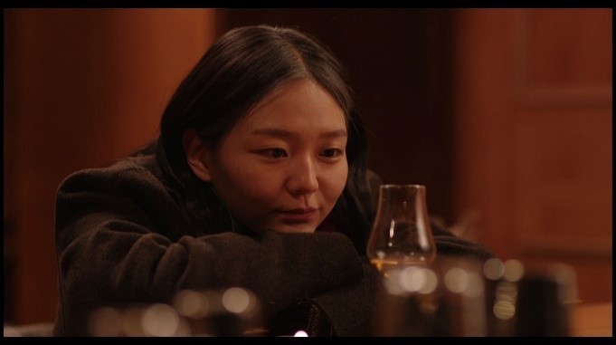  집은 잃어도 술담배는 못 잃는 영화 <소공녀> (feat. 성실한 나라의 앨리스)