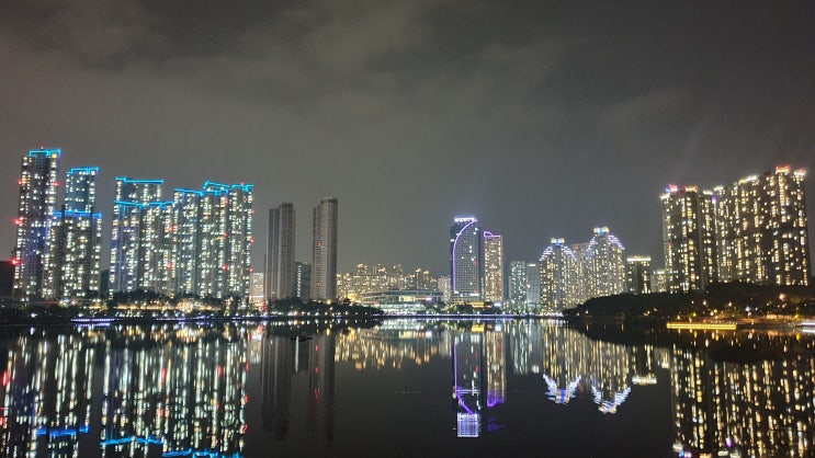  광교호수공원의 야경과 일상풍경