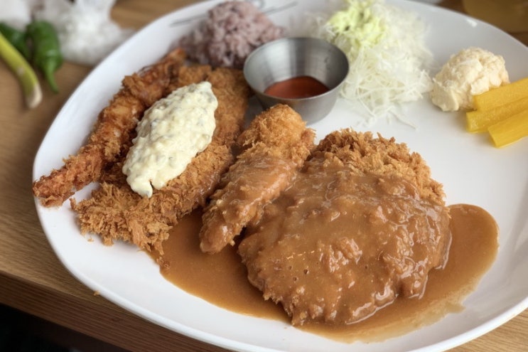  [맛집추천] 기본에 충실한 돈까스가 맛이 좋은 상화 돈까스 (동탄 맛집 신리천 까페거리 맛집 추천)