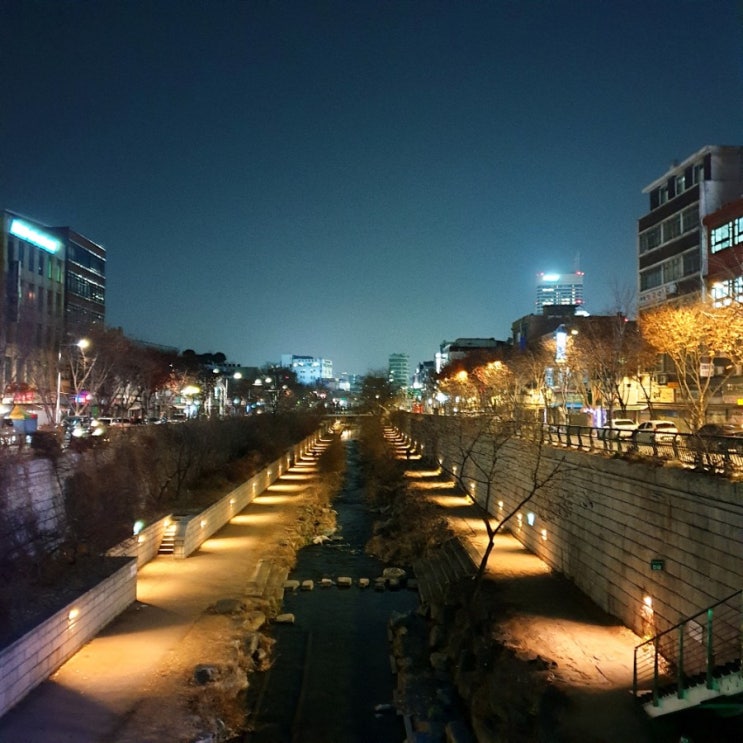  FROM.블로그씨  퇴근길 청계천의 낮과 밤