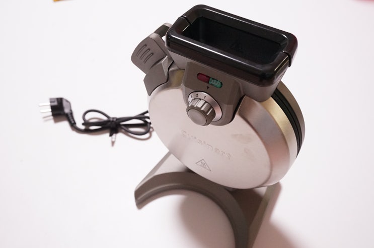  와플 메이커 가정용 내돈 주고 산 솔직 후기 (쿠진아트, 버티컬 와플제조기, Waffle maker, WAF-V100KR)