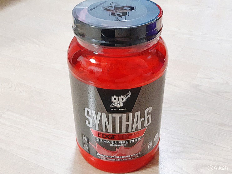 풍부한 단백질 맛있는 프로틴 보충제 신타6 엣지 딸기맛 syntha-6 edge / 신타6 단백질쉐이크