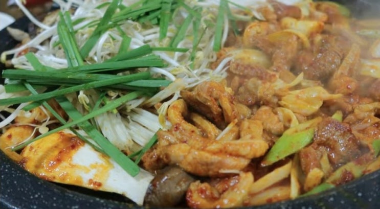 골목식당 수원정자동 필소영분식(감동튀김) 신메뉴 공개 부산 무 떡볶이 전수 심리적 압박 이겨내길 응원 합니다 골목식당 수원정자동 필소영분식(감동튀김) 신메뉴 공개 부산 무 떡볶이 전수 심리적 압박 이겨내길 응원 합니다