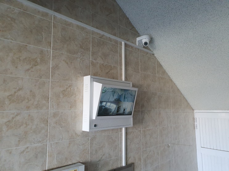  부산CCTV 동구 수정동 빌라에 설치한 CCTV보관함체.