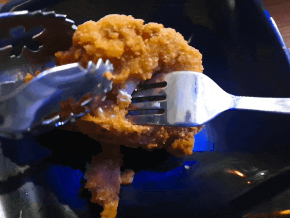  강서구청 맛집 치얼스에서 바삭한 치킨과 함께 마블 감성에 빠져봤습니다