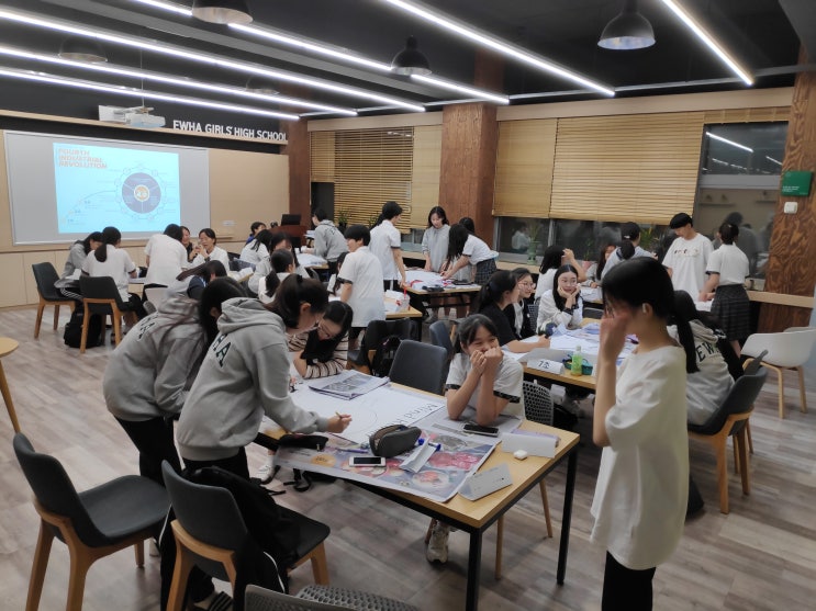  [1강-3] 학생들의 창의력을 믿고 진행한 4차산업혁명 활동 수업 사례