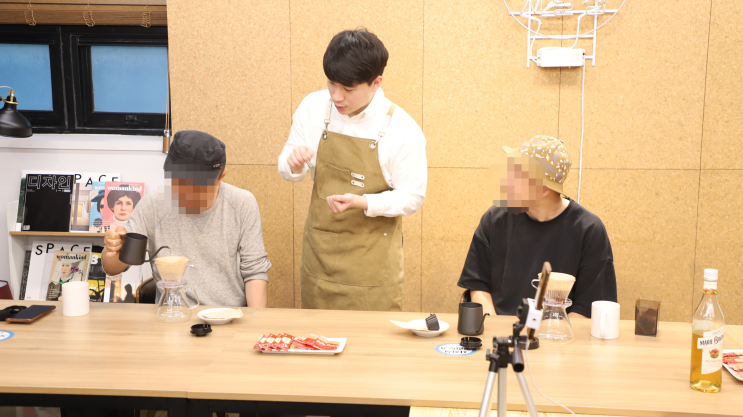  금천구 독산동 청년 문화공간 청춘삘딩에서 진행하는 "커피 한 잔의 여유" 홈카페 두 번째 강의를 진행했습니다
