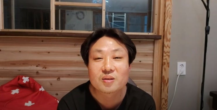  고난의행군 뒤에 강진게스트 하우스에서 휴식