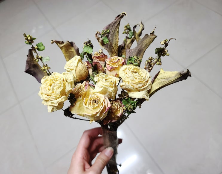 부케 말리는법 손쉽게 말려서 선물 준비해요 부케 말리는법 손쉽게 말려서 선물 준비해요