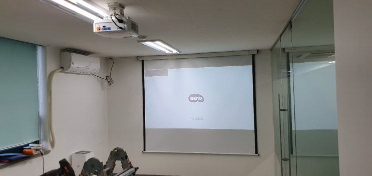  중랑구 회의실 사무용빔프로젝터 대화면 설치