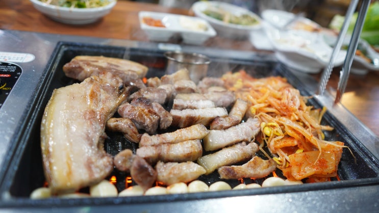 서귀포 올레시장에서 흑돼지근고기바베큐를 찾는다면 서귀포해뜨는집 추천