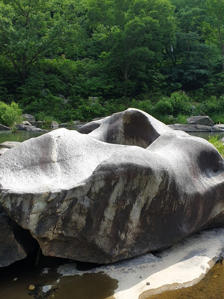 순창 가볼만한곳, 요강바위(섬진강 장군목 유원지)