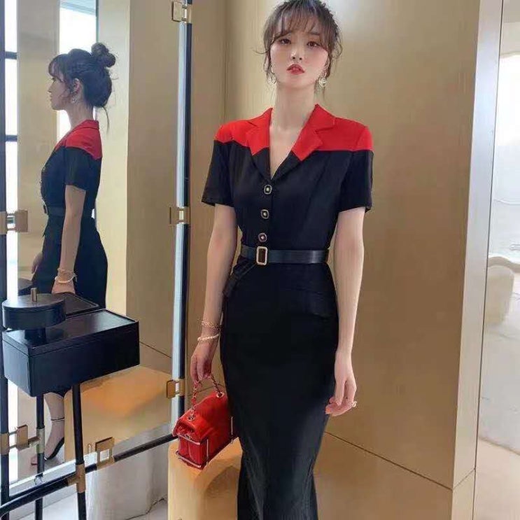  디올 신상 터들넥 벨티드 원피스
