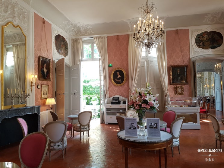  액상프로방스_카페 "Hotel de Caumont"