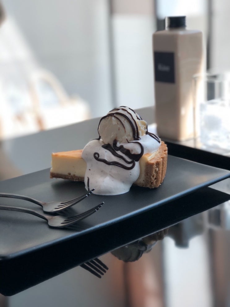  [청라 맛집] 요즘 감성 취향 저격 청라 ‘카페 캐제’ 뚜셔뚜셔!