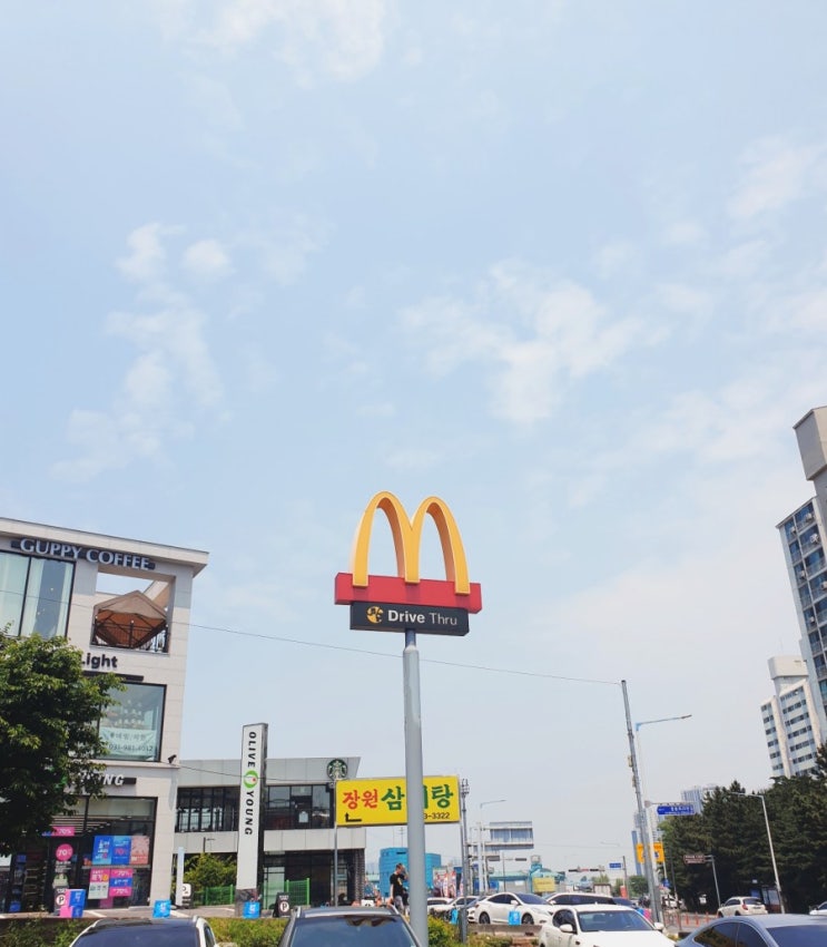 왕의 귀환 맥윙! 맥도날드 김포 감정DT점 방문 왕의 귀환 맥윙! 맥도날드 김포 감정DT점 방문