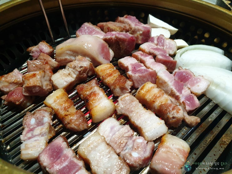  신도세기 강남에서 특별한 돼지고기 즐겨보세요