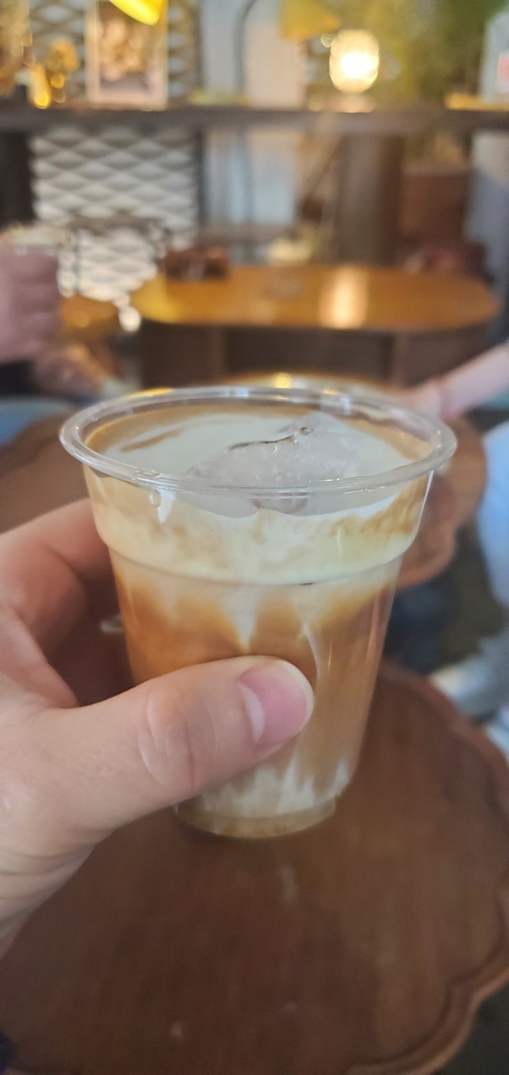  카멜커피 방문기