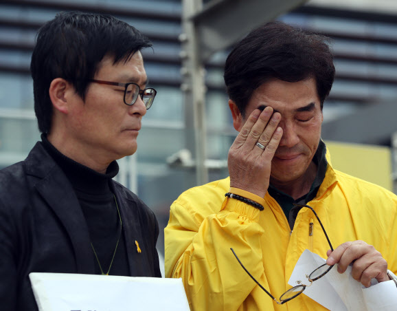 '세월호 순직' 기간제 교사, 결국 사망보험금 못받는다