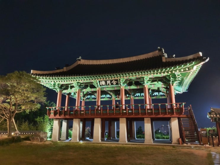  울산 가볼만한곳 울산야경이 예쁜 함월루