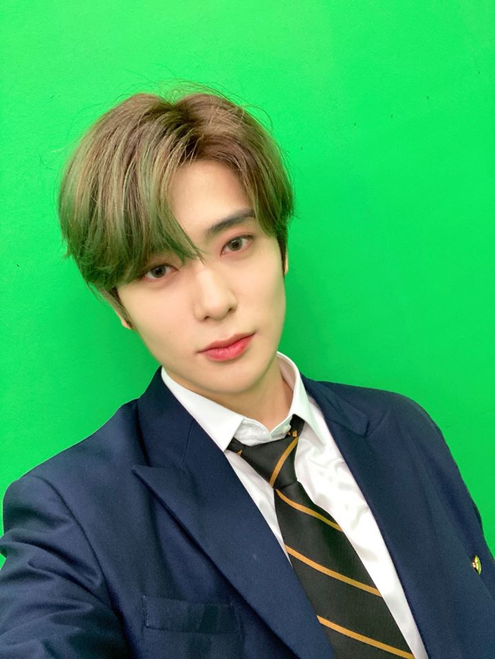  [NCT] 파일럿 제복 입은 정재현
