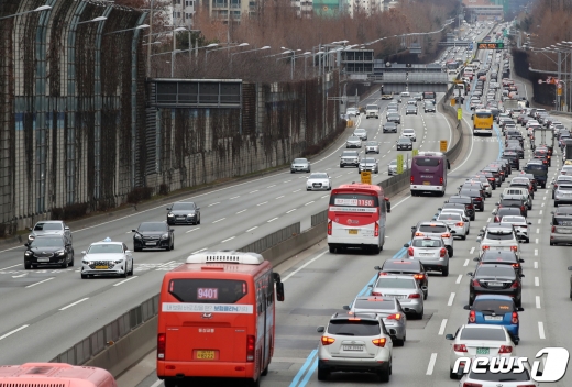 [출근길] 차보험 환자 40% "한약 처방, 과도하다"