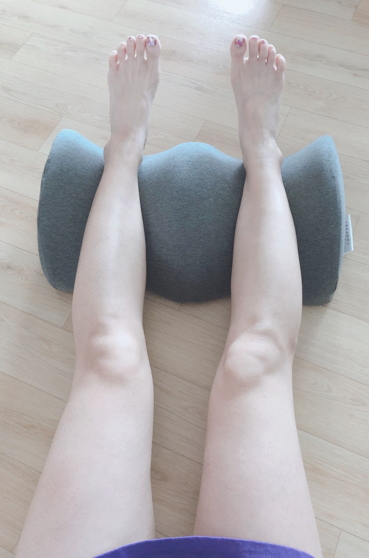  다리베개 편하게 다리붓기까지 bye