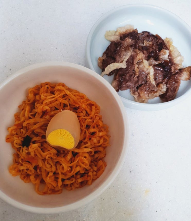  [추천] 농심의 역작 김치베이스 칼국수 비빔면 칼빔면