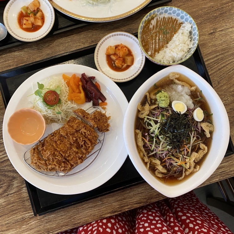  일산 돈가스 맛집 냉모밀은 덤