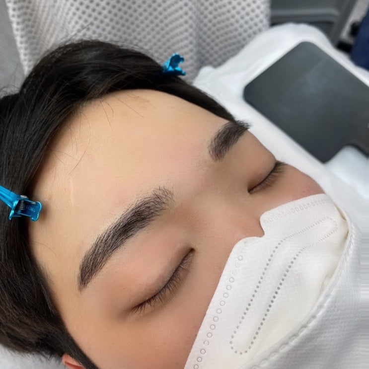  압구정 '레드반달인'남자눈썹반영구리터치후기