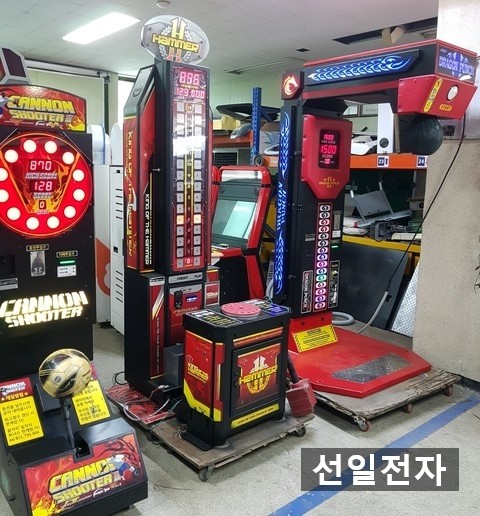  펏스원 스포츠게임 - 펀치, 해머, 축구