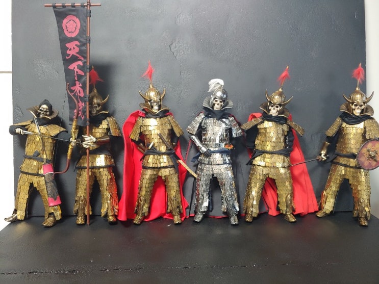  『KUMIK & COOMODEL』 Skeleton - Custom (해골 -커스텀)