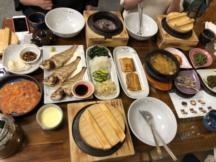 대구 신월성 맛집 | 돌솥밥과 생선구이, 화덕고도리밥상