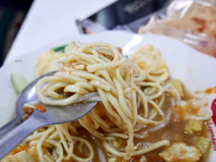  블리퉁의 전설적인 국수집 - Mie Belitung Atep