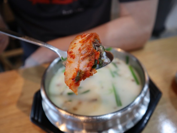  경산 국밥 중산동에 있는 마카국밥국수에서 돼지 섞어국밥 순대국밥 먹었어요