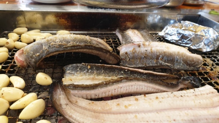 시흥 물왕저수지 옆 장어맛집 천장어는 장어만으로도 배부른 집