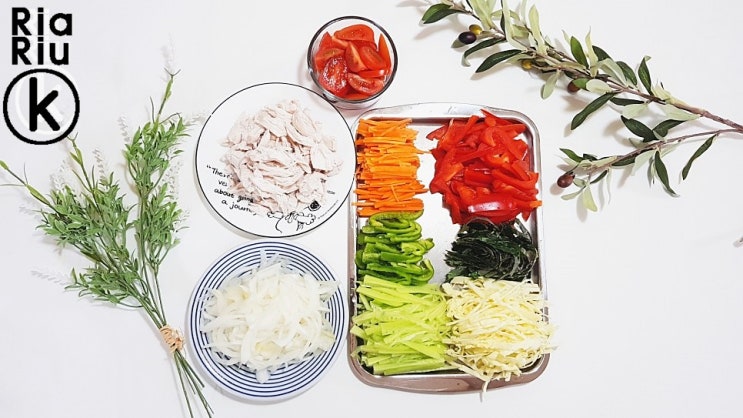  닭가슴살 월남쌈 만들기 건강식으로 최고, 양파 매운맛 빼기