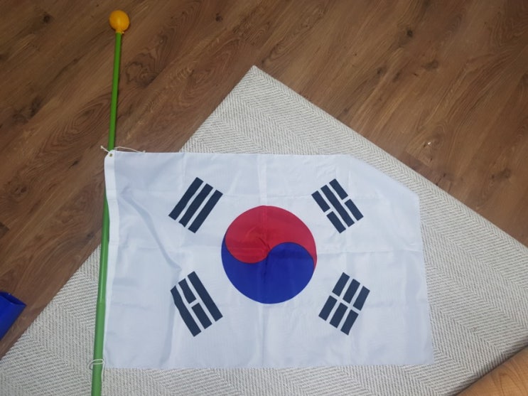 현충일 태극기 다는 법 알려드릴게요