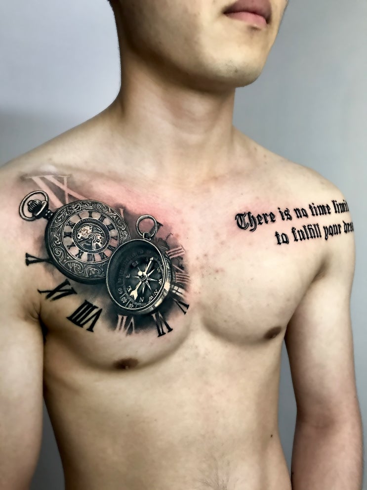  [의정부 핫플] 인생의 지침을 줄 부적, 나침반 그리고 시계 블랙앤그레이 타투 나침반 타투 tattoo by 타투장인 화담