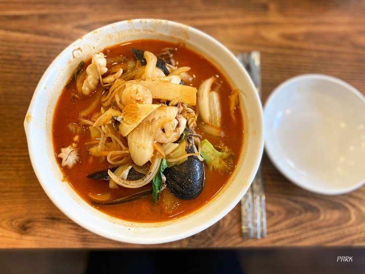  논현동 금홍짬뽕 / 삼선짬뽕, 잡채밥, 마파두부밥