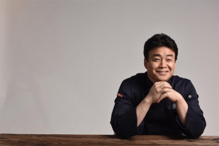  백주부 전화 한통에…오뚜기 완도 다시마 2개 라면 내놓는다!!