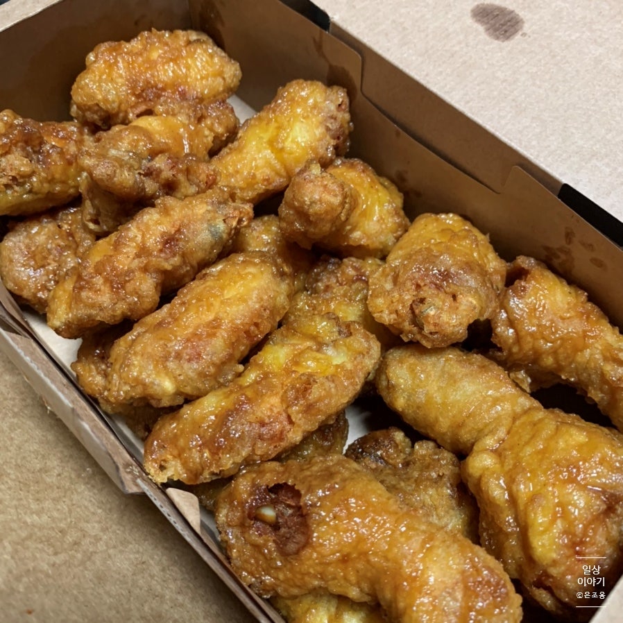 교촌치킨 명동점 사진 6