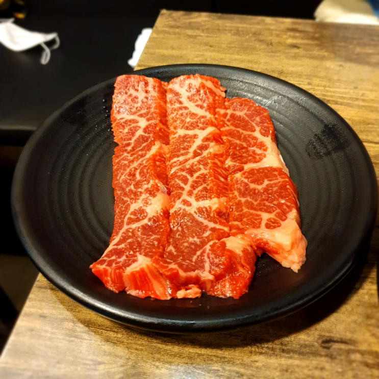 서초 잠원동 고기맛집 - '육갑식당(잠원직영)' 서초 잠원동 고기맛집 - '육갑식당(잠원직영)'
